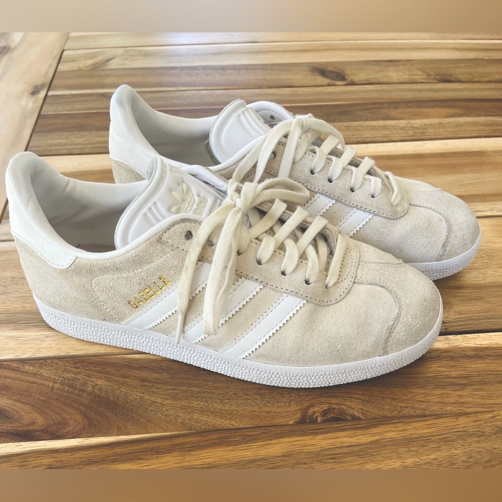 Adidas Gazelle’s Women’s size 6
